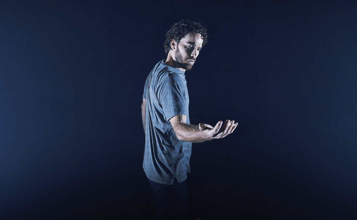 Rubén de Eguía a En mitad de tanto fuego, proper espectacle del Teatre Akadèmia