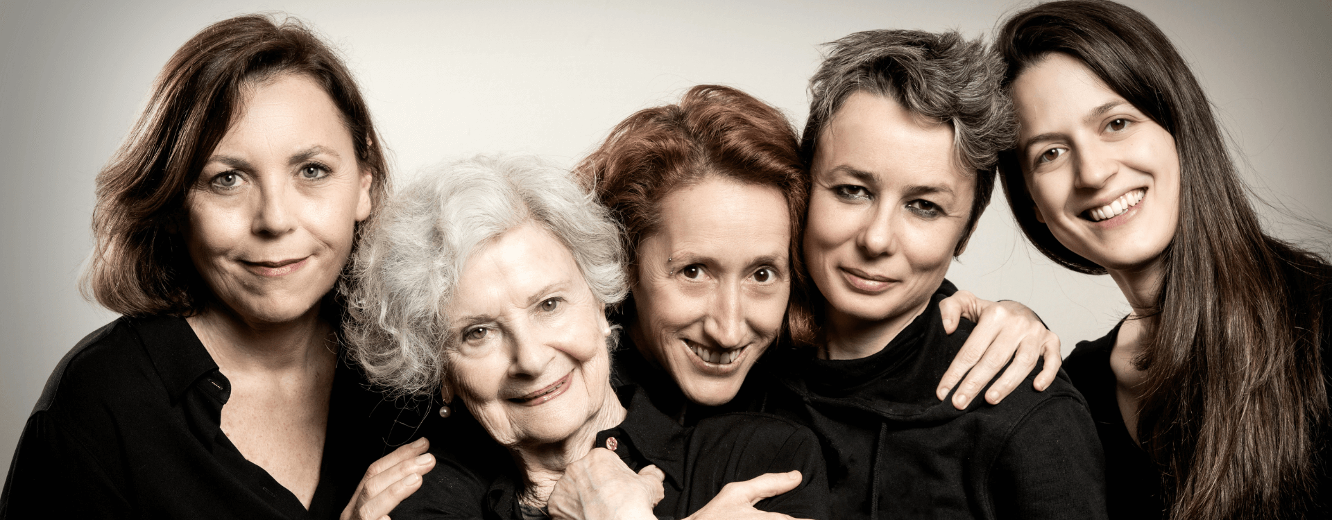 ESPECTACLE INTERNACIONAL - TRIESTE Argo De Letizia Russo Direcció Serena Sinigaglia Amb Ariella Reggio, Maria Ariis i Lucia Limonta